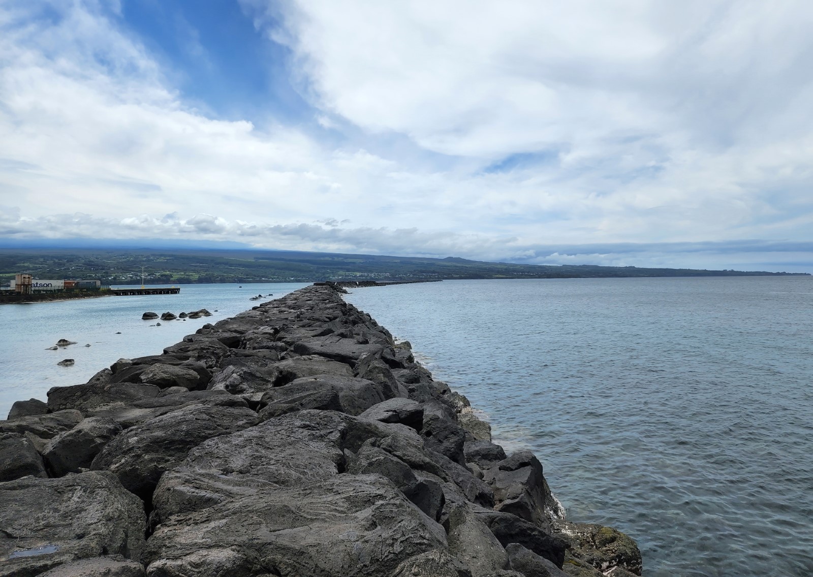 Hilo Breakwater Shoreline Access