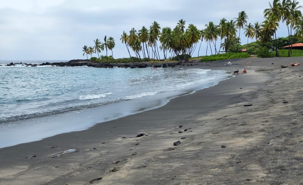 Honomalino Bay Beach