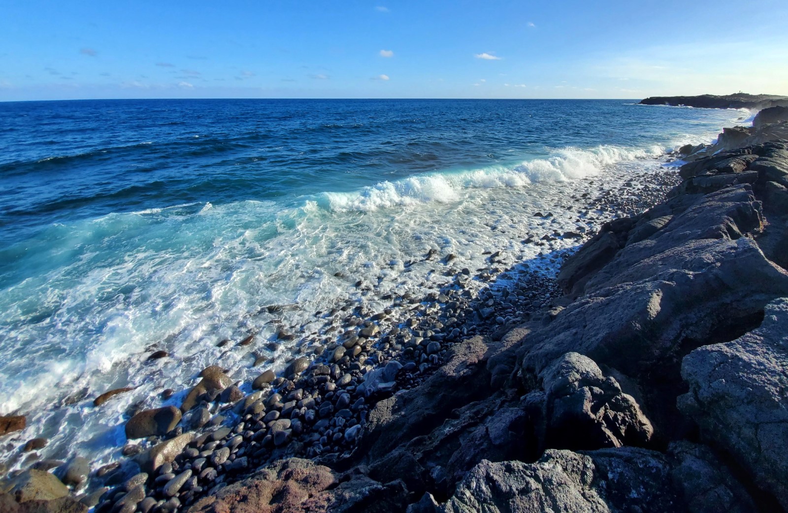 Kaimu Black Sand Beach