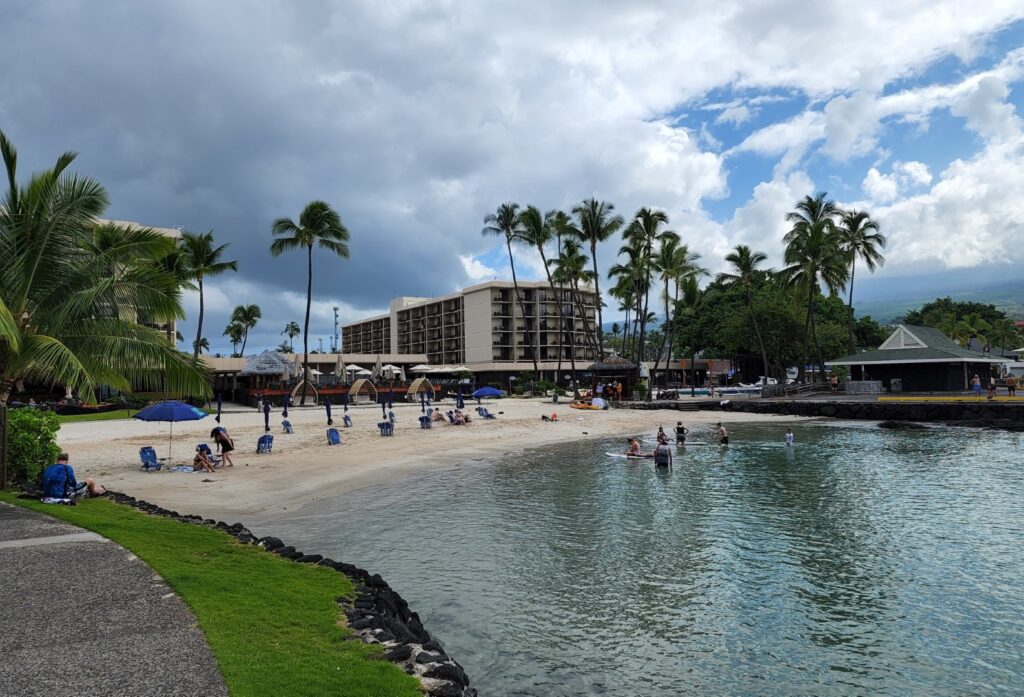 Kamakahonu Beach (King Kam Beach)