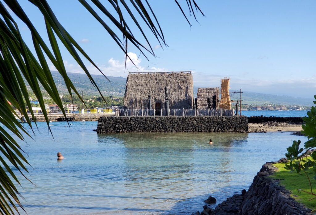 Kamakahonu Beach (King Kam Beach)