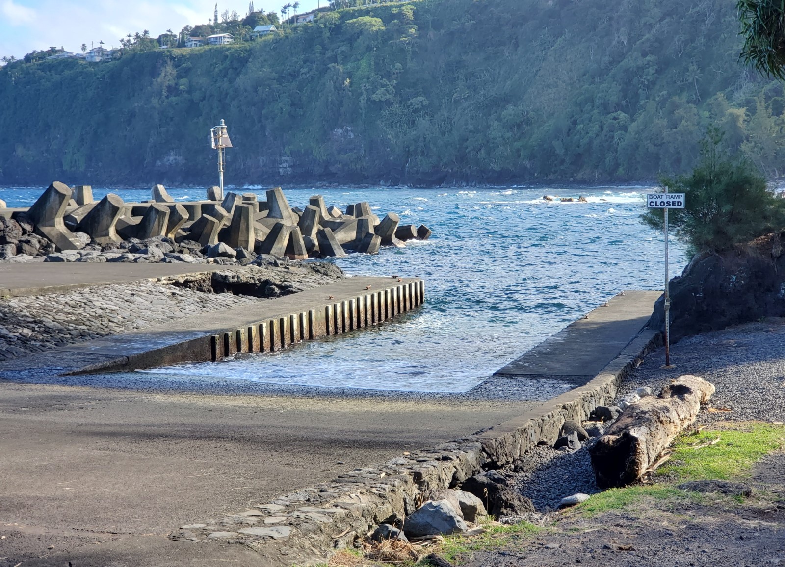 Laupahoehoe Point Beach Park