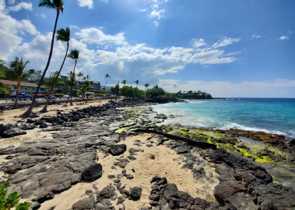 Magic Sands Beach (Laaloa Beach Park)