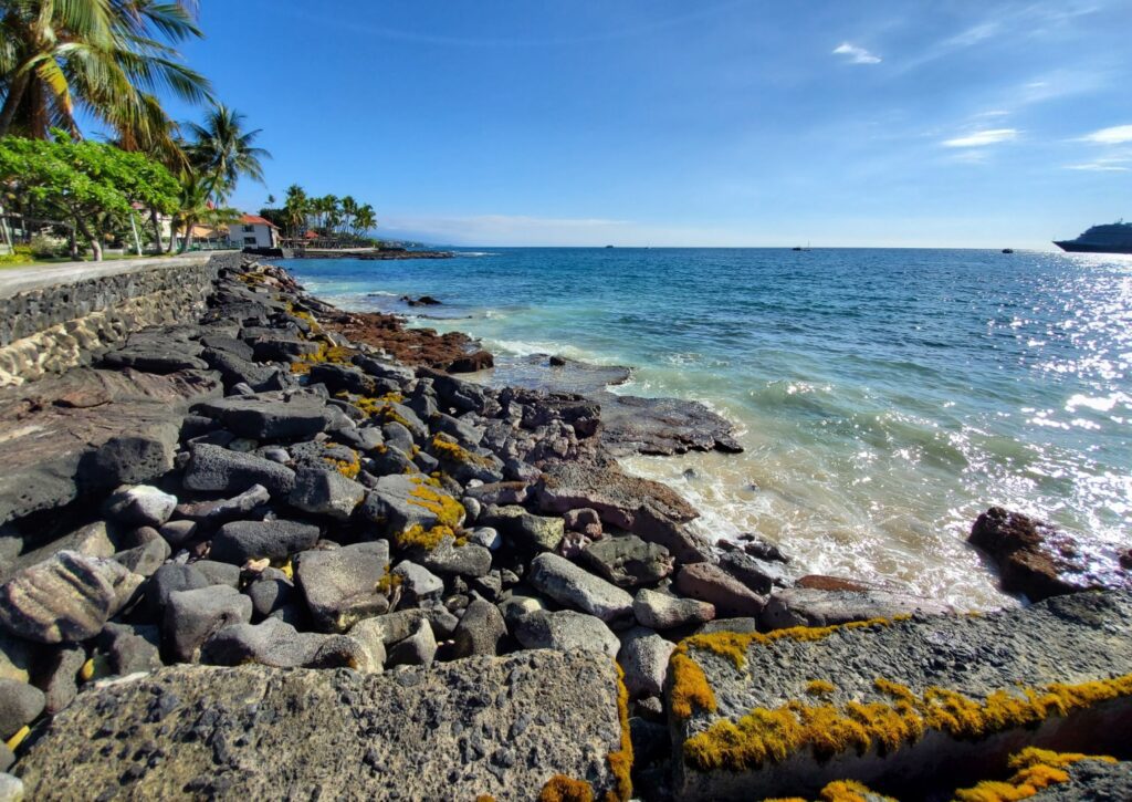 Niumalu Beach (Kanuha Beach)