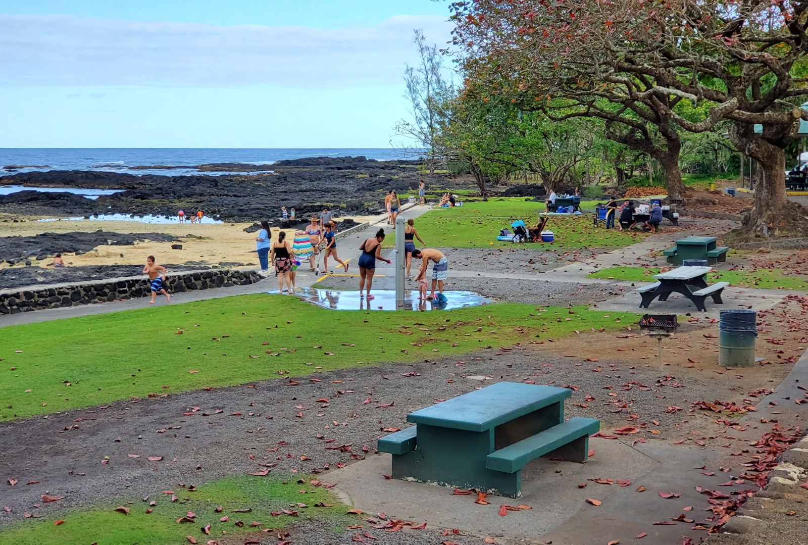 Onekahakaha Beach Park