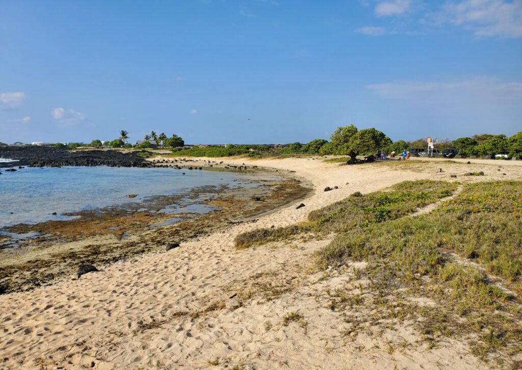 Wawaloli Beach Park