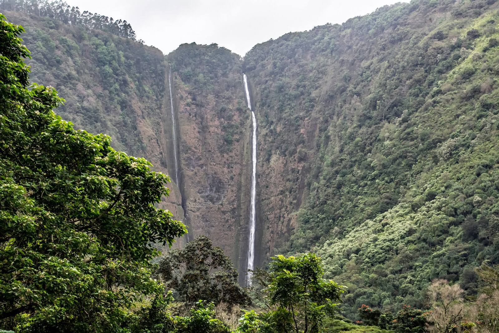 Hiilawe Falls